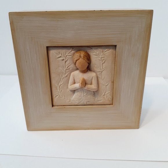 WILLOW TREE: " A TREE, A PRAYER" 2007 DEMDACO 5.5X5.5 INCH BOX (no box)